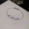 Pulseira Flor de Zircônia Rosa Doce para Meninas, Toque de Luxo Leve e de Alta Qualidade, Joia de Mão Elegante Estilo Corte Francês