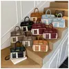 Bolso Grande de Bloques de Color de Moda Personalizado de Fábrica Versátil para Viajar Bolso Cruzado Sensación de Alta Gama Bolso de Mano para Mujer Bolso Platino