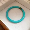 Pulseira Acrílica Simples de Borda Larga Irregular, Pulseira com Design de Nicho Retrô, Joia de Alta Qualidade e Elegante para Mulheres Atacado