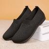 Sapatos de Tecido Novo Estilo Old Beijing 2026, Sapatos de Malha Fly Knit Macios Antiderrapantes para Mães de Meia-Idade e Idosas, Sapatos Slip-On Respiráveis e Confortáveis