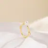 Anel Deslumbrante com Zircônia Micro-Incravada Novo Modelo Wish, Anel de Cor Cruzada de Luxo Leve Criativo Europeu e Americano de Nicho para Mulheres