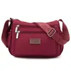 Nova Bolsa Feminina com Múltiplos Compartimentos, Bolsa de Nylon de Grande Capacidade, Bolsa de Ombro Simples para Viagem, Bolsa Transversal Casual Repelente à Água