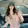 Camiseta de Algodón Puro con Retazos de Encaje 2026 Más Vendida para Mujer Estampado Divertido de Nicho Reductora de Edad Holgada de Longitud Media Top con Temperamento