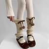 Conjunto de Meias de Cano Médio Marrons com Bolas de Lã Renda Laço Fofo para Outono e Inverno Meias Femininas de Tricô Empilhadas