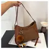 Bolsa Cubo Estilo Coreano de Gran Capacidad 2026 Versátil Otoño Invierno Nueva Moda Bolso Cruzado para Viajes Cotidianos Debajo del Brazo Bolso de un Solo Hombro