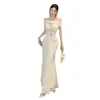 [com Bojos] Lindo Vestido de Um Ombro para Mulheres, Vestido de Aniversário Sexy de Verão de Alta Qualidade, Vestido Longo que Marca a Cintura