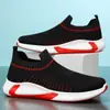 Zapatos Casuales de Moda Estilo Coreano para Hombre, Mocasines Ligeros y Transpirables Slip-On, Zapatos de Punto Volador de Talla Grande Transfronterizos, Zapatos de Papá