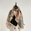 Xale Artístico Vintage para Mulheres, Estampa de Plantas Outono e Inverno, Blocos de Cor em Imitação de Cashmere, Cachecol de Estilo Nacional, Espessado e Quente, Adequado para Uso Transfronteiriço
