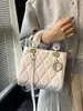 Bolsos para Mujer Transfronterizos Nuevo Estilo Coreano Portátil Bolso Cuadrado Pequeño de Alta Gama Exquisito Hilo de Bordado de Rombo Versátil Bolso de Hombro Cruzado