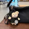 Urso de Pelúcia Fofo com Laço Estilo Chanel Chaveiro de Carro Pingente Adorável Criativo para Bolsa Transversal Bolsa Boneca Charme