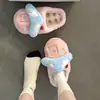 Pantuflas de dibujos animados peludas, a la moda y lindas, para mujer, otoño e invierno 2026, cálidas, antideslizantes, de suela suave, de suela gruesa, de punta cerrada, para casa