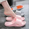 Verano Nuevos Zapatos Antideslizantes para Ancianos, Mujeres Embarazadas, Pantuflas de Baño para Interior y Exterior, Sandalias de Secado Rápido, Planas de PVC para Padres