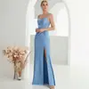 Vestido de Satén Borgoña Impresionante para Mujer Dama Real Dama Banquete Elegante Vestido con Abertura
