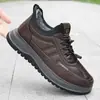 Zapatos Casuales Deportivos para Hombre Moda Otoño e Invierno 2023 Forrados de Felpa Cálidos de Cuero Antideslizantes Entrenamiento Alemán Zapatos Blancos Tenis Forrest Gump