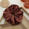 Anillo para el Cabello con Flecos de Madera y Tela Color Curry Sade Anillo Grande Plegable con Forma de Flor Bud Nuevo 2023