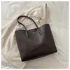 Bolsa Tote Melard Estilo Europeu e Americano de Comércio Exterior, Nova Bolsa Tote Retro de Alta Aparência com Ombro Único de Grande Capacidade para Estudantes Universitários e Pessoas que se Deslocam