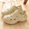 Sandálias Crocs Masculinas Sapatos Casuais Esportivos Sapatos de Pai Masculinos Sapatos de Skate Sapatos para Caminhada Sapatos Aquáticos Sapatos de Praia