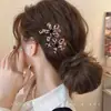 Presilha de Cabelo Flor com Estampa de Leopardo Vintage Acessório de Cabelo Presilha Lateral Pente de Cabelo Requintado de Alta Qualidade para Mulheres