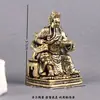 Estatua de bronce del Dios Marcial de la Riqueza Guan Gong, pequeño artículo decorativo para mercados culturales y creativos, producto popular para puestos de Año Nuevo, hecho de latón