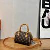 Bolso de almohada de nuevo estilo Louis Fanghua, mini bolso bandolera de una sola pieza con diseño de celebridad de Internet, bolso Boston con textura de estilo occidental.