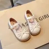 Zapatos de Princesa para Niñas 2025 Nueva Moda Versátiles Zapatos Individuales Estilo Británico Primavera Infantiles Exteriores Estilo Occidental Zapatos Pequeños de Cuero Estilo Chanel