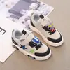 Zapatos de Niña 2025 Nuevos Primavera Versátiles Tenis de Suela Blanda Moda Casual Infantil Zapatos de Skate para Niñas Niñas Medianas y Grandes