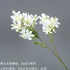Ventas Directas de Fabricantes de Comercio Exterior: Flores Artificiales Blancas, Flores Falsas Estilo Bosque, Materiales Florales para Bodas, Flores para Decoración de Salón de Bodas