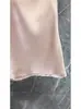 Diseño Elegante, Camisa Satinada Plisada de Manga Corta que Ceñe la Cintura, Nuevo Top Adelgazante Ajustado de Verano 2026, Ligero