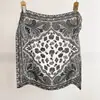 Bufanda de Seda Estilo Nuevo 2026 Estampado Paisley Retro Francés 70cm Tacto de Algodón y Lino Bufanda Decorativa para Cuello de Viajero Chal