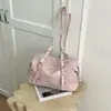 Elegante bolso tote de piel suave, bolso grande de capacidad para el hombro para mujer, nuevo bolso de mano versátil para el otoño 2026, bolso tipo almohada