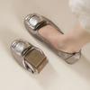 Zapatos Doug para Mujer Primavera y Verano Nuevos Suela Suave 2025 Piel de Vaca Zapatos Planos para Mamá Boca Baja Talla Grande Zapatos para Mujer Zapatos de Rollo de Huevo