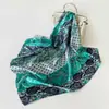 Comercio Exterior Pañuelo Cuadrado de Seda Satinada de 90 cm con Patrón de Anacardo Verde Bufanda Delgada de Verano con Protección Solar Venta al por Mayor