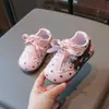 Tênis Feminino Moda Coreana Outono 2026 Versátil Macio Antiderrapante Cadarço Bolinhas Velcro