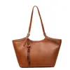 Comercio Exterior Retro Europeo y Americano Bolso Tote de Color Sólido para Mujer 2026 Principios de Otoño Gran Capacidad Cuero Suave Versátil de Hombro Único para Debajo del Brazo Moderno
