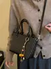 Bolso cubo tejido de alta gama transfronterizo para mujer, nuevo bolso cruzado versátil de moda 2026, bolso de mano y bolso de hombro simples