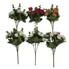 Arreglos de Flores Artificiales al por Mayor: Eucalipto con 11 Mini Rosas Rosas Delicadas, Flores Artificiales para Decoración de Bodas y Hoteles