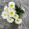 Estilo Pastoral Tela de Seda Flor de Crisantemo Corazón Verde Artificial Arreglo Floral para el Hogar Boda Diseño de Boda Accesorios para Sesión de Fotos Flores Artificiales
