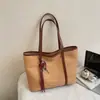 Bolsas Personalizadas de Gran Venta 2025 Nuevas Bolsas Transfronterizas Bolso de Hombro para Viajar Bolso Tote para Mujer de Gran Capacidad con Textura de Axila