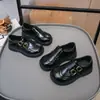 Zapatos de Cuero para Niñas 2026 Nueva Colección Primavera y Otoño Zapatos Negros de Charol para Niños para Actuación Estilo Academia Zapatos Versátiles Casuales para Niños