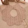 Baberos al por mayor para recién nacidos, Toallas para babas, Baberos de punto impermeables tipo pétalo para bebé, Baberos transpirables, Toallas anti-regurgitación para bebé