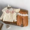 Suéter para Niñas Colección Otoño 2026 Cárdigan Tejido a Mano para Bebés y Niños Pequeños con Diseño Hueco para Bebés Cardigan de Manga Larga