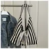 Bolso de Hombro de Lona Rayado de Verano de Doble Cara con Bordado Lindo para Mujer, Gran Capacidad, Simple con Letras, Bolso de Viaje