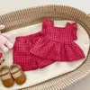 Conjunto de Verão Xadrez para Meninas, Nova Roupa Infantil Estilo Coreano, Conjunto de Duas Peças Elegante Sem Mangas com Shorts para Bebês no Verão