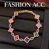 Pulsera de Cierre de Flor con Zirconia Bañada en Oro Real de 18K Color Dopamina Pulsera Exquisita Joyería de Lujo Ligero de Alta Gama