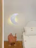Lámpara de pared portátil recargable para niños de comercio exterior transfronterizo, no requiere cableado, lámpara de noche de luna y nube, luz decorativa creativa de dibujos animados
