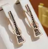 Venda Quente Europeia e Americana Rodada Irregular Diamante Branco Super Brilhante Salto Alto Design Argola de Orelha Personalidade de Alto Padrão Brilho Leve Brincos