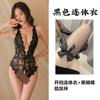 Conjunto de pijama sexy de una pieza con entrepierna abierta y encaje ajustado para mujer.
