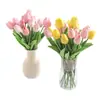 Ins Tulip Flor Artificial Casa Decoração de Sala de Estar Mesa de Jantar Vaso Ornamentos de Flores Adereços de Tiro