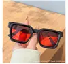 Óculos de Sol Pequenos Quadrados Moda Europeia e Americana 2025, Tendência Personalizada para Exterior com Armação Espessa Anti-UV