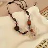Collar Largo de Flores Tejidas de Rafia Dulce Estilo Mismo que el Libro Rojo, Moderno y Artístico Estilo Resort de Playa